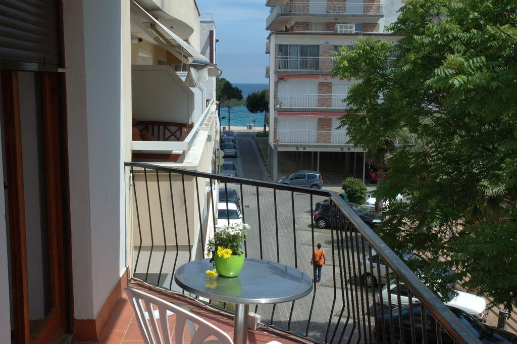 Hostal La Marina Platja d'Aro Eksteriør bilde